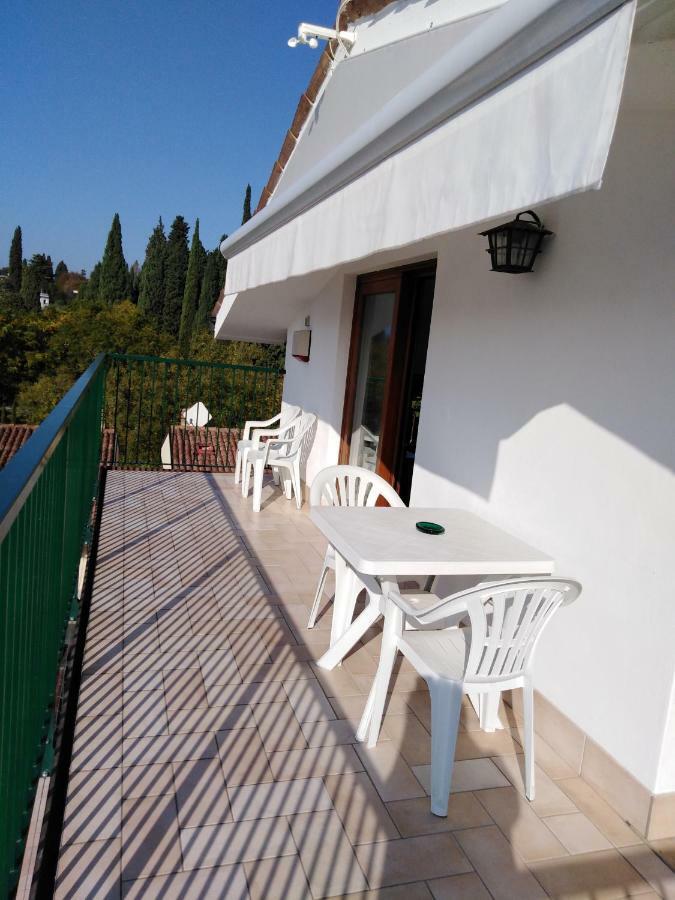 71 Via Vittorio Emanuele, Vista Lago E Terme Lägenhet Sirmione Exteriör bild